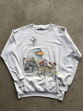Vintage Nature 90s Raglan Canadian Wilderness White Crewneck Sweater